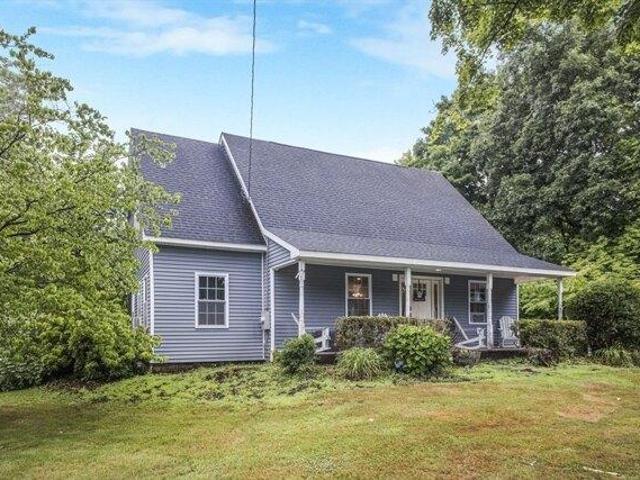house with 6 bedroom, East Longmeadow MA ES105315444