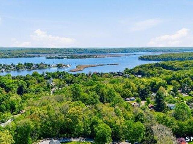 house with 6 bedroom, Essex CT ES104809425