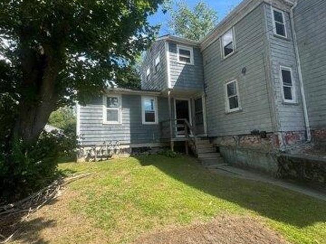house with 6 bedroom, Fall River MA ES105532470