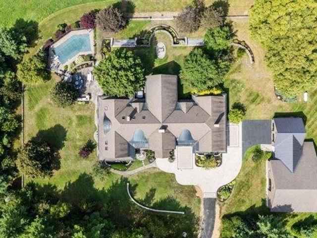 house with 6 bedroom, Falmouth ME ES105797151