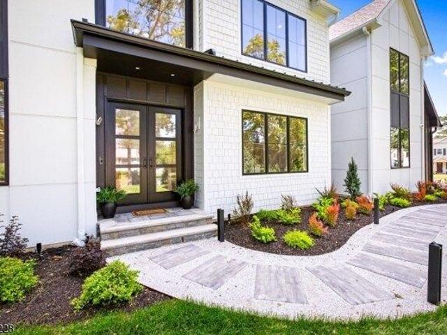 house with 6 bedroom, Florham Park NJ ES105206099