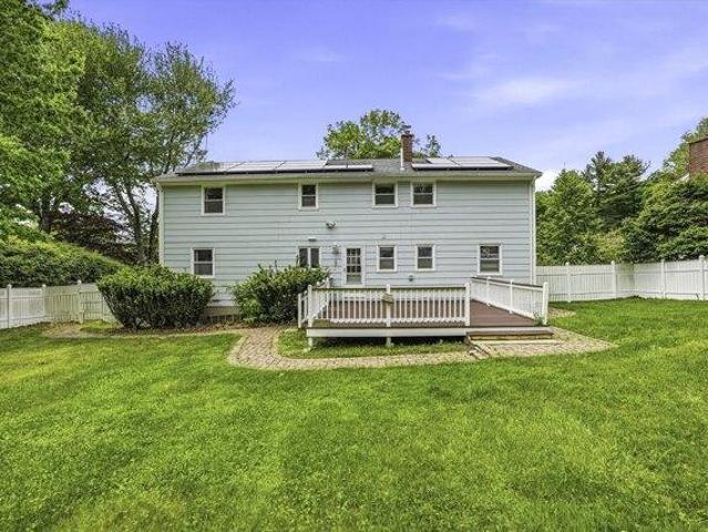 house with 6 bedroom, Framingham MA ES105476081