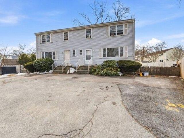 house with 6 bedroom, Framingham MA ES105549354