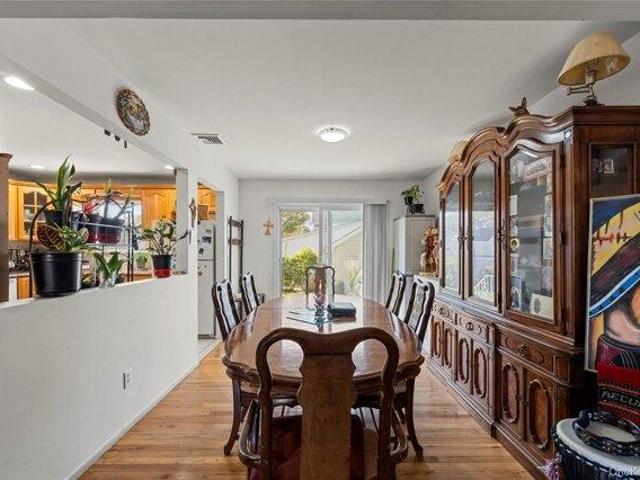 house with 6 bedroom, Franklin Square NY ES104904651