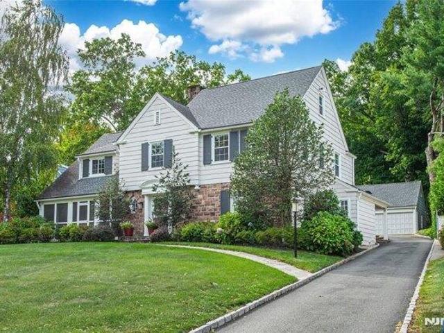house with 6 bedroom, Glen Ridge NJ ES105696491
