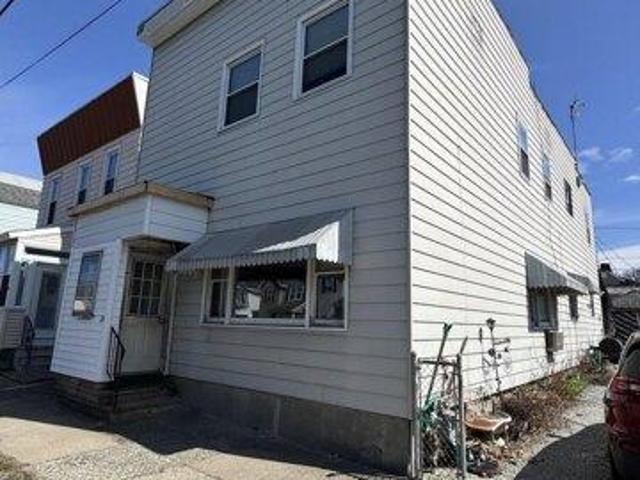 house with 6 bedroom, Green Island NY ES105289844