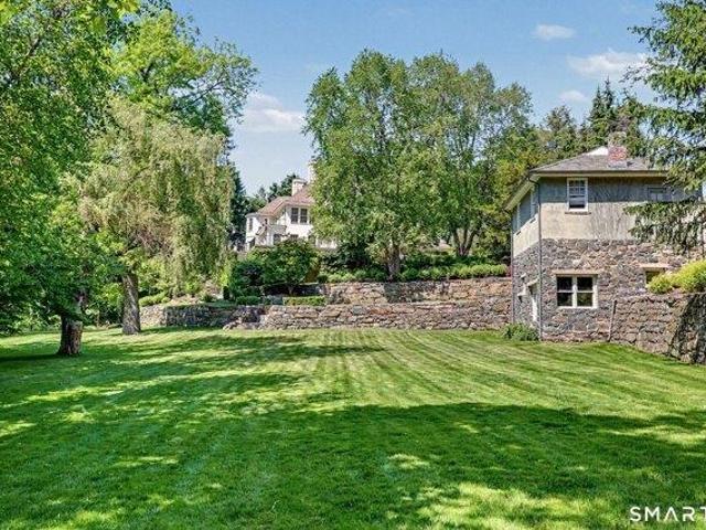 house with 6 bedroom, Greenwich CT ES105426367