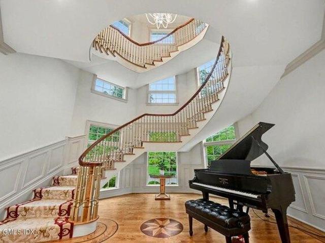 house with 6 bedroom, Greenwich CT ES105560666