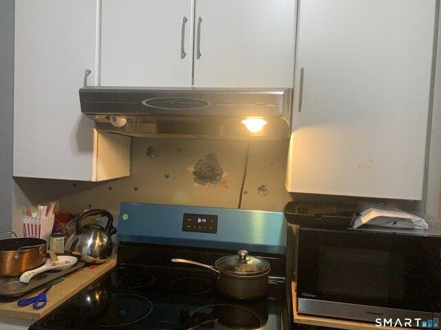 house with 6 bedroom, Hamden CT ES105578507