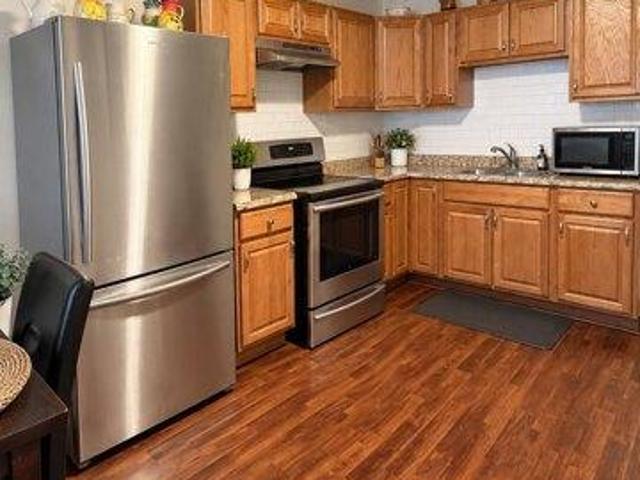 house with 6 bedroom, Hartford CT ES105548341