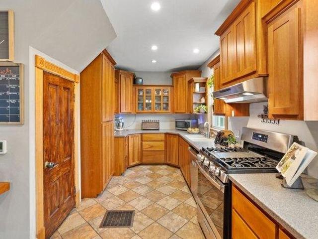 house with 6 bedroom, Hardwick VT ES105578894