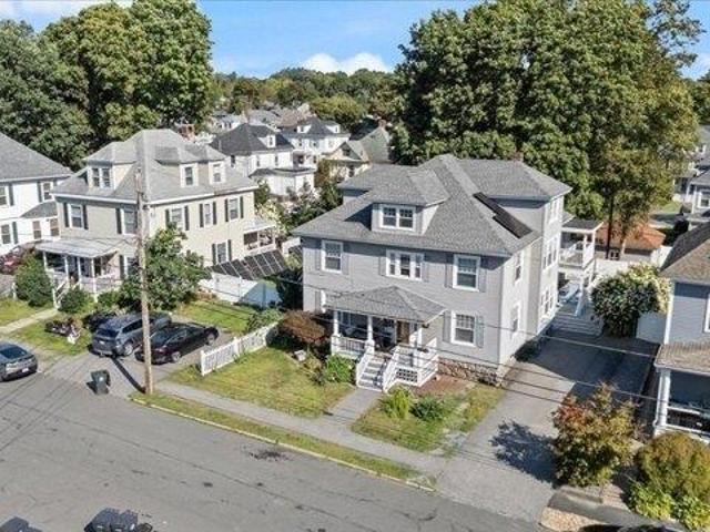 house with 6 bedroom, Haverhill MA ES105474988