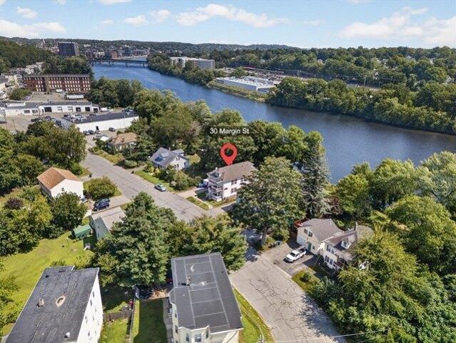 house with 6 bedroom, Haverhill MA ES105574574