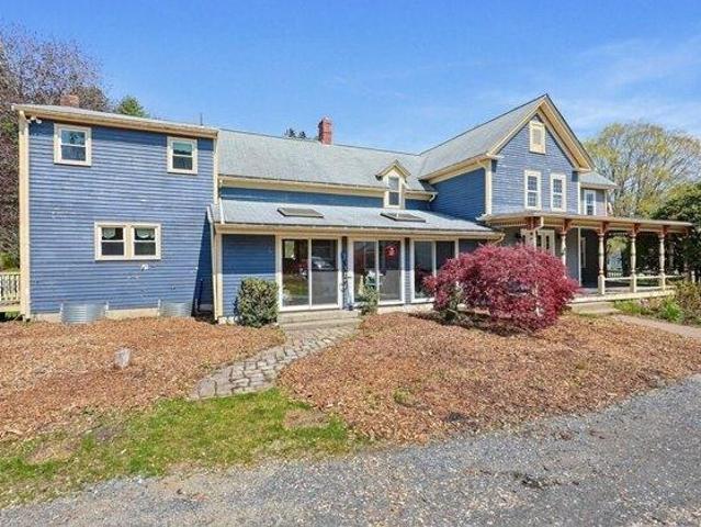 house with 6 bedroom, Hudson MA ES104608837