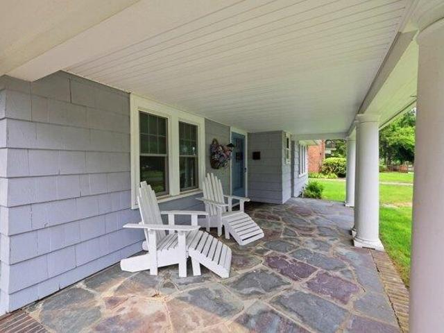 house with 6 bedroom, Longmeadow MA ES105512241
