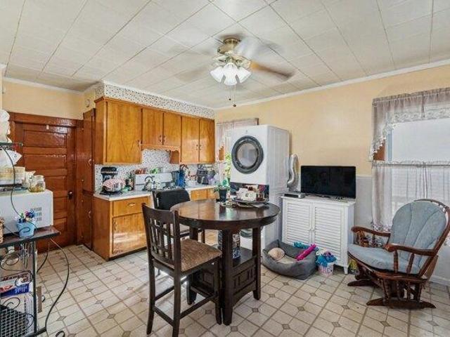 house with 6 bedroom, Lowell MA ES105588114