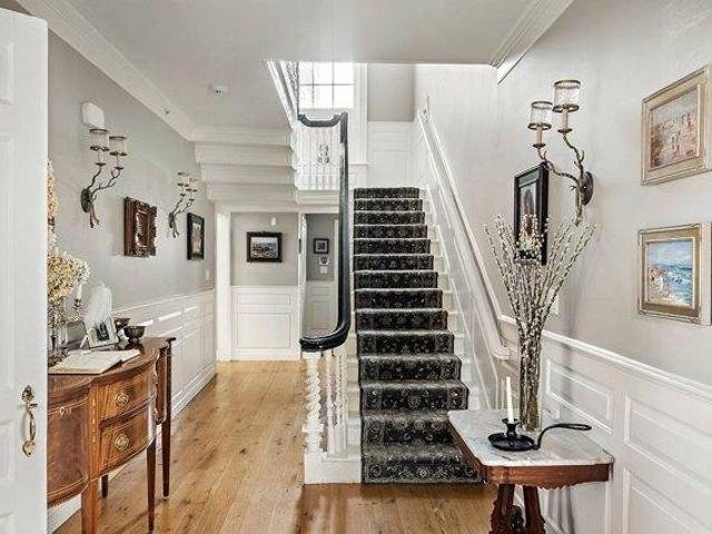 house with 6 bedroom, m MA ES104298436