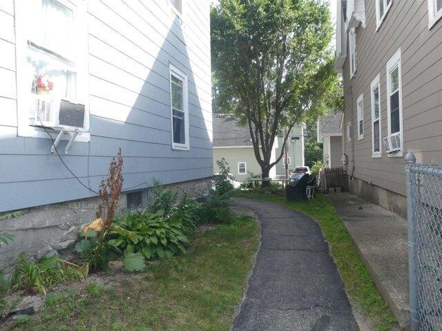 house with 6 bedroom, Manchester NH ES104539656