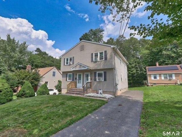 house with 6 bedroom, Manchester CT ES105400159