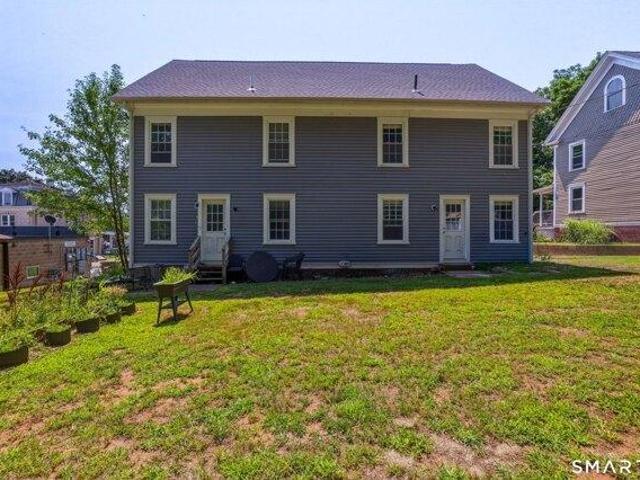 house with 6 bedroom, Manchester CT ES105416701