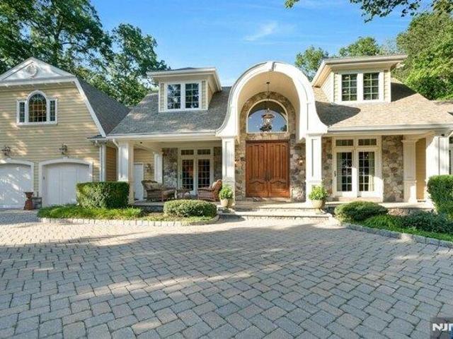 house with 6 bedroom, Mahwah NJ ES105651207