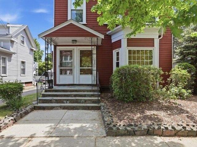 house with 6 bedroom, Malden MA ES104440779