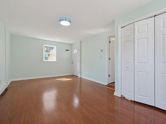 house with 6 bedroom, Malden MA ES105497485