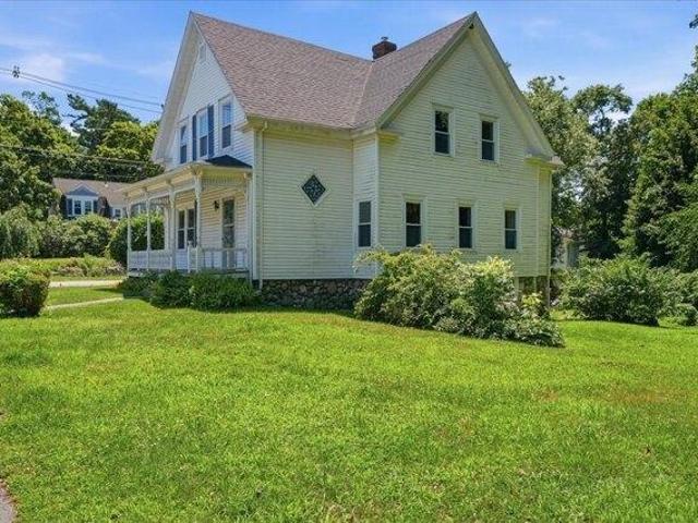 house with 6 bedroom, Middleboro MA ES105633828