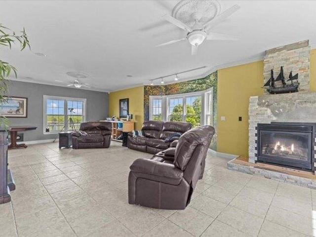 house with 6 bedroom, Milton VT ES104232898