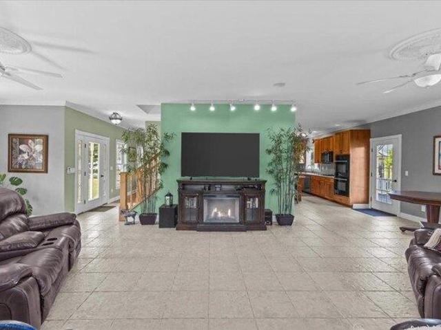 house with 6 bedroom, Milton VT ES105423278