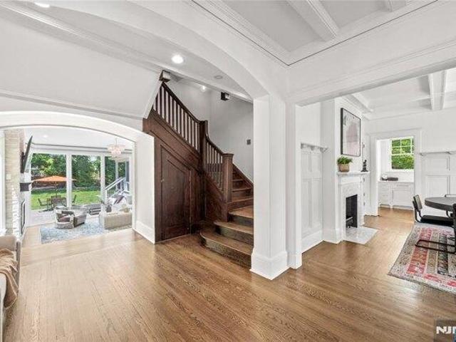 house with 6 bedroom, Montclair NJ ES105751372