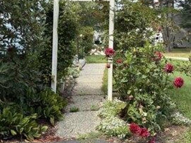 house with 6 bedroom, Montville CT ES105496684