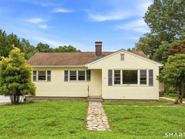 house with 6 bedroom, Montville CT ES105561531