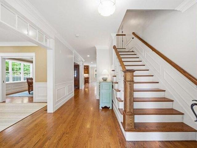 house with 6 bedroom, Needham MA ES105532850
