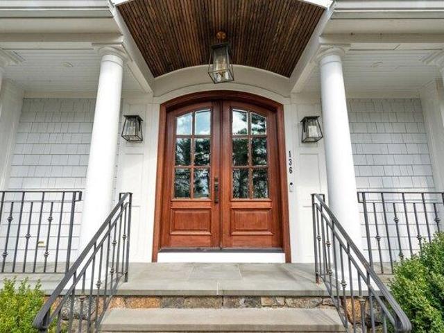 house with 6 bedroom, Newton MA ES105477548