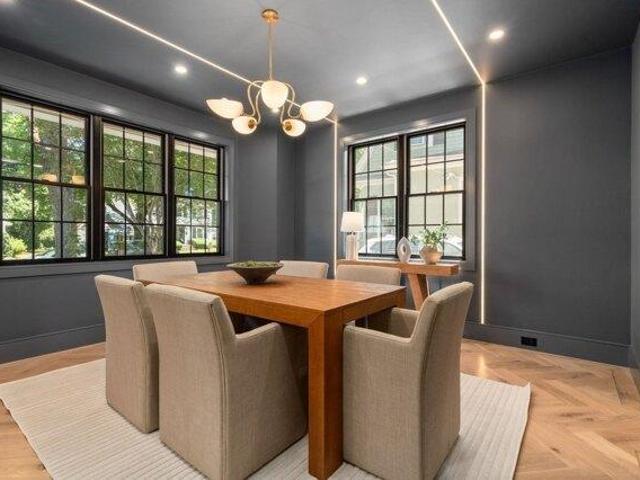 house with 6 bedroom, Newton MA ES105494968