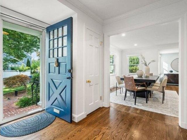 house with 6 bedroom, Newton MA ES105560613