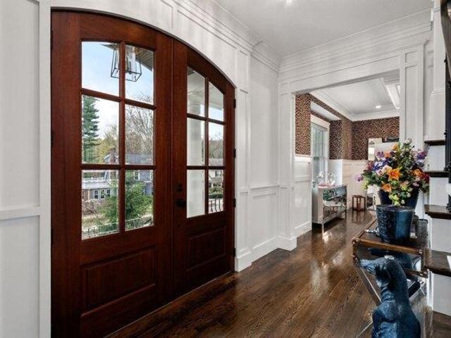 house with 6 bedroom, Newton MA ES105561882