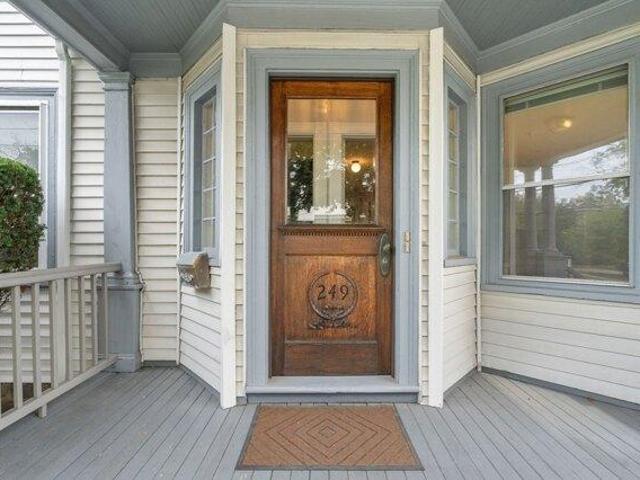 house with 6 bedroom, Newton MA ES105574877