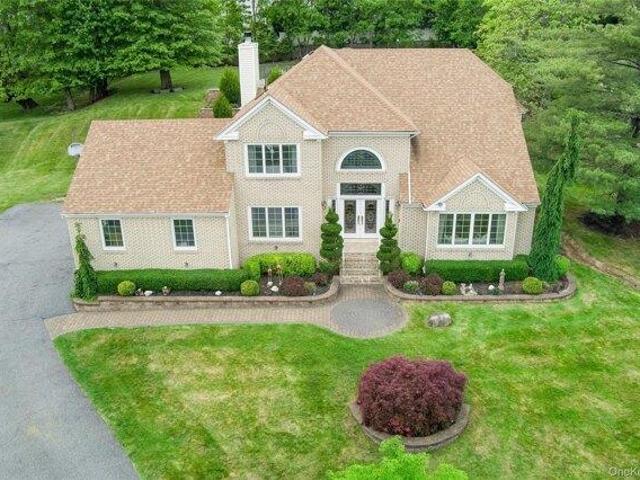 house with 6 bedroom, New City NY ES105290835