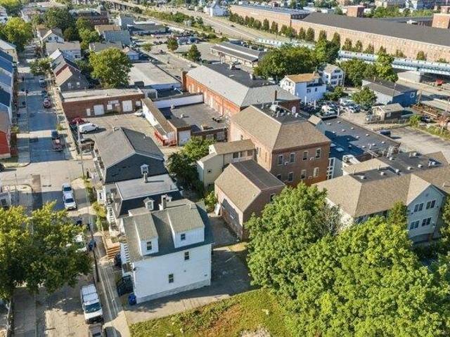 house with 6 bedroom, New Bedford MA ES105722776