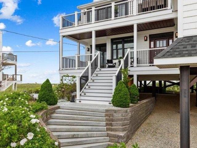 house with 6 bedroom, Newbury MA ES105562168