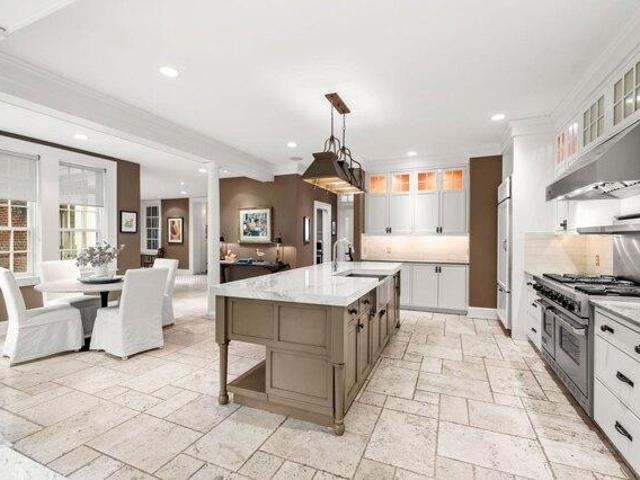 house with 6 bedroom, Newburyport MA ES105558850