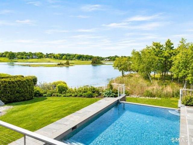 house with 6 bedroom, Norwalk CT ES105551168