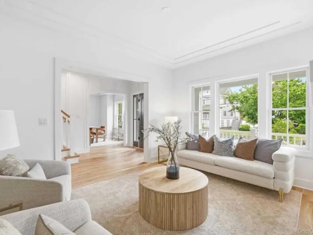 house with 6 bedroom, NY NY ES102752832