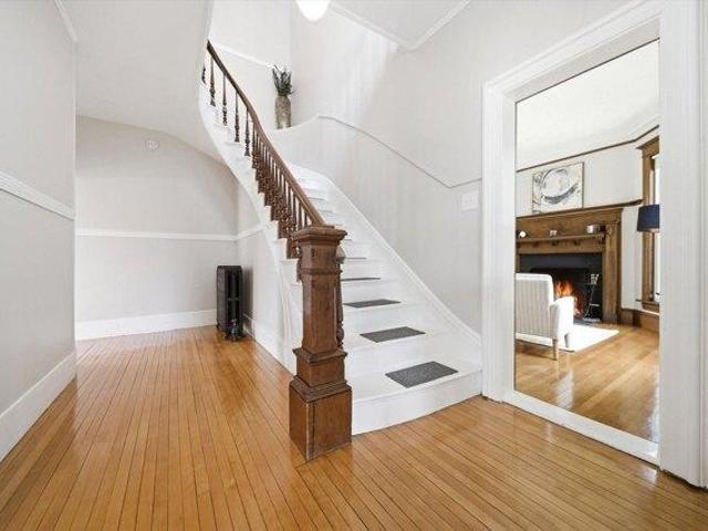 house with 6 bedroom, Pembroke NH ES104295705