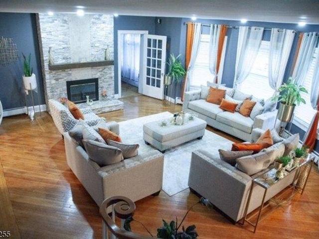 house with 6 bedroom, Plainfield NJ ES105287075