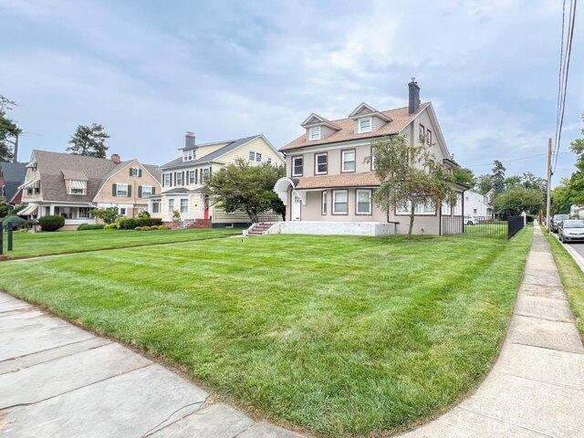 house with 6 bedroom, Plainfield NJ ES105315483
