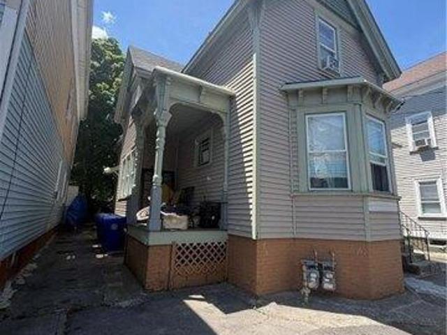 house with 6 bedroom, Providence RI ES104807494