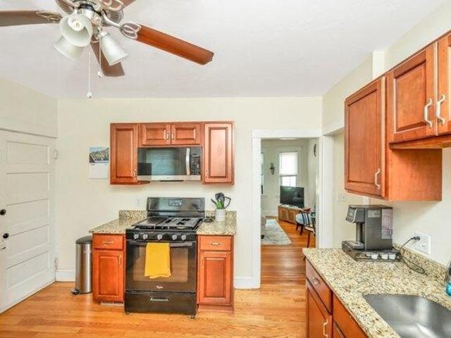 house with 6 bedroom, Quincy MA ES105475956